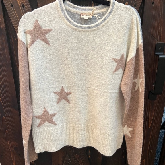 NWT Hem & Thread Star Sweater - Picture 1 of 3